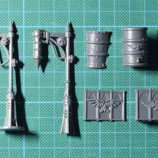 Sector Imperialis Base Datail Kit (middle) vs. the Real Thing (left and right)